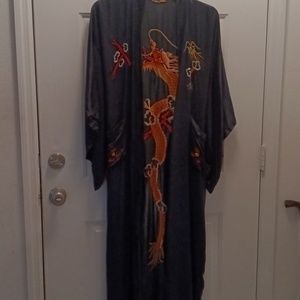 Vintage 100%silk robe